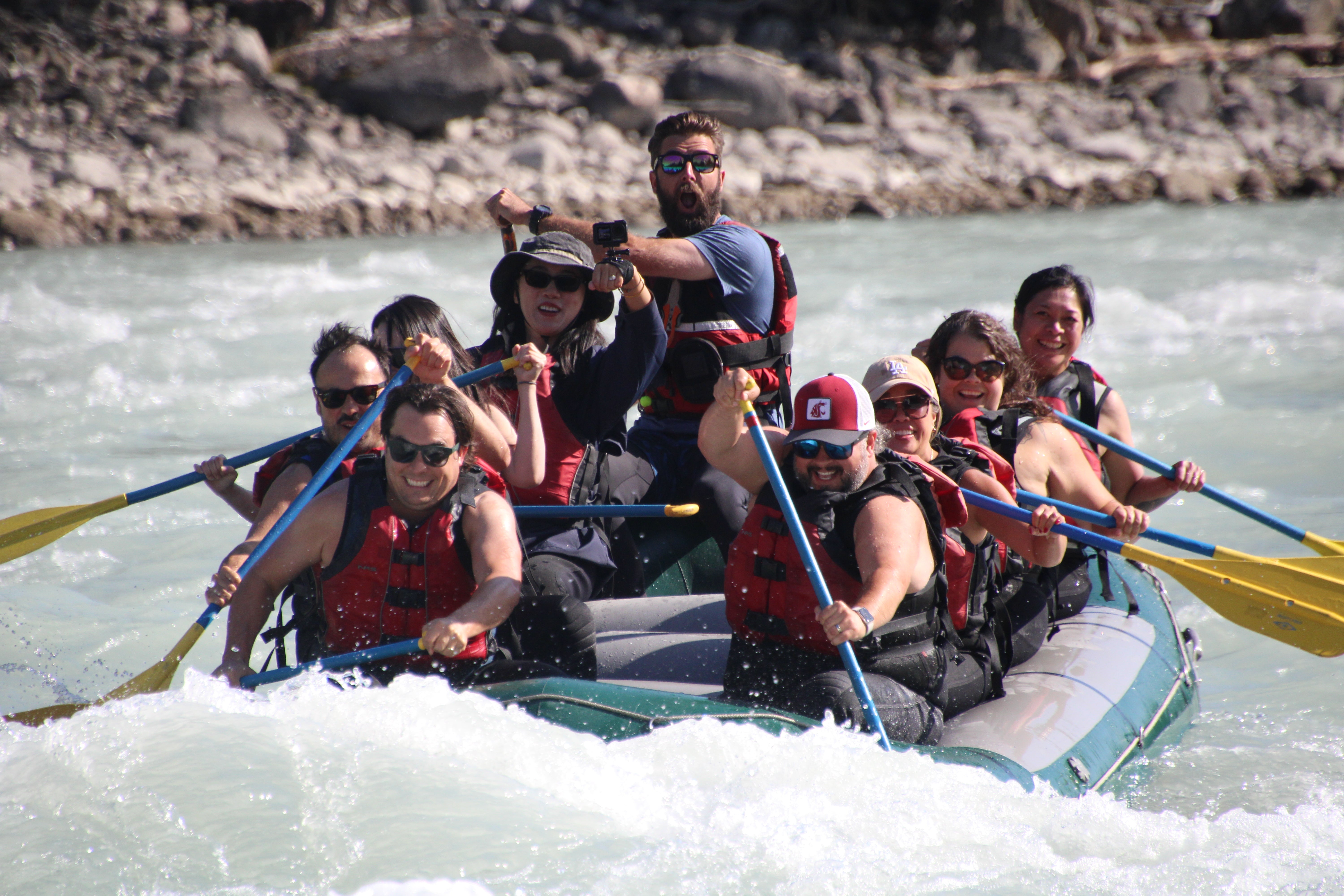 Western J Rig Raft The Top 5 Whitewater Rafting Experiences in Western Canada | Level Six ...